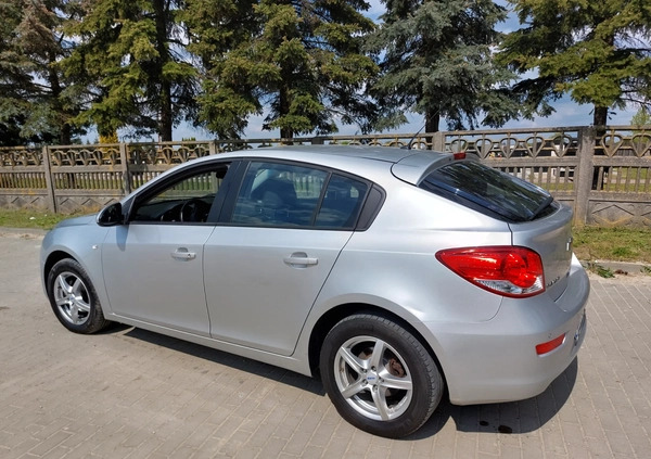 Chevrolet Cruze cena 22900 przebieg: 139000, rok produkcji 2012 z Płońsk małe 407